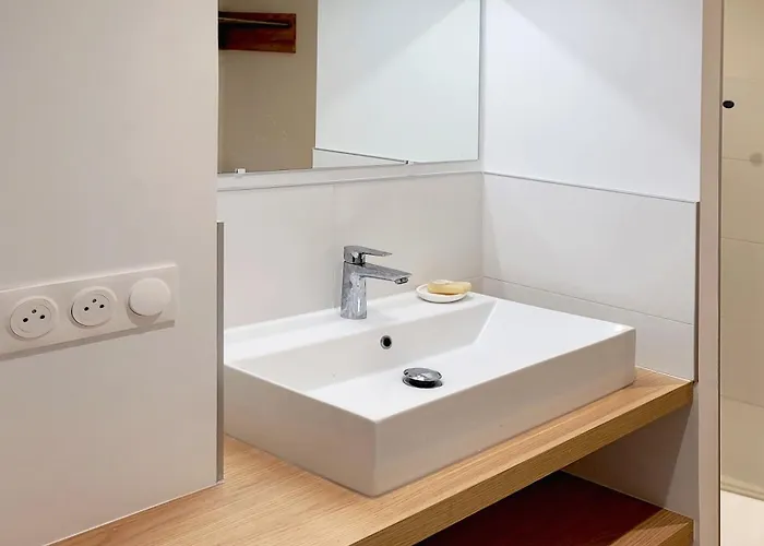 Le Clos Du Prieure - Les De La Cote D'amour